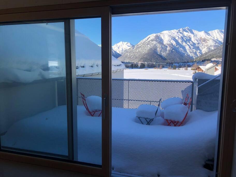 Urban Alpine Penthouse With Lake View Maurach  Buitenkant foto