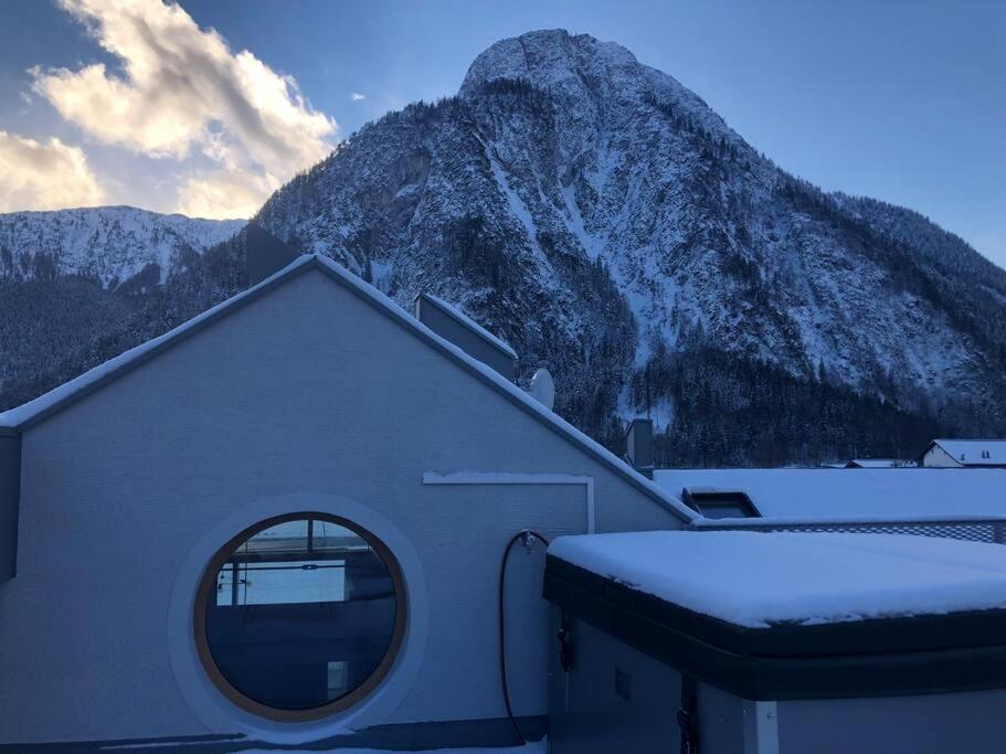 Urban Alpine Penthouse With Lake View Maurach  Buitenkant foto