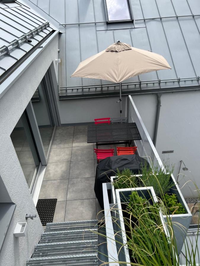 Urban Alpine Penthouse With Lake View Maurach  Buitenkant foto
