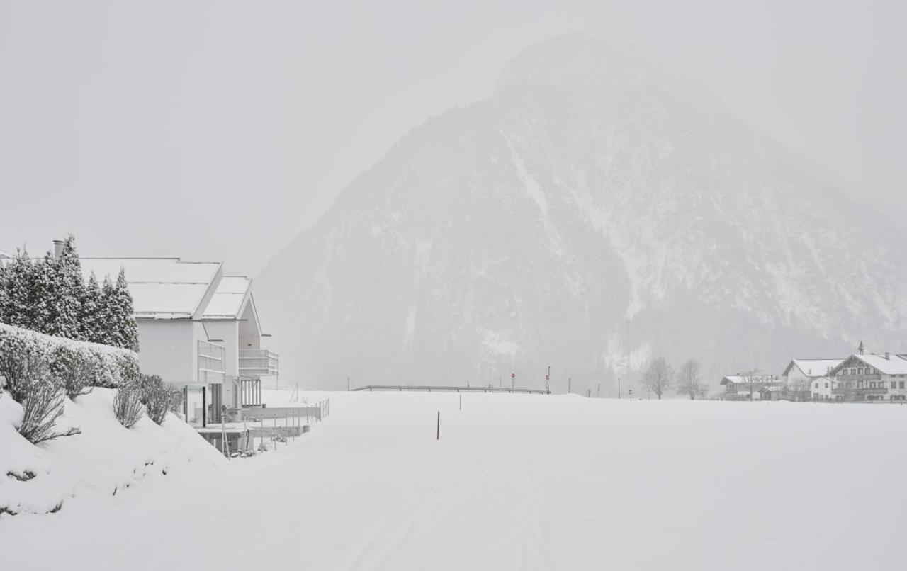 Urban Alpine Penthouse With Lake View Maurach  Buitenkant foto